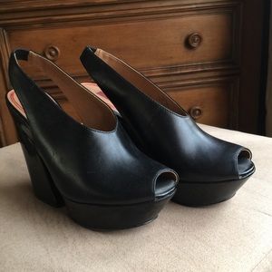 Chunky Black Slingback Heel